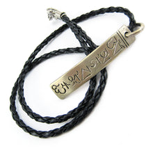 Tibetan Buddhist Om Mani Padme Hum Mantra Sanskrit Carved Amulet And Necklace